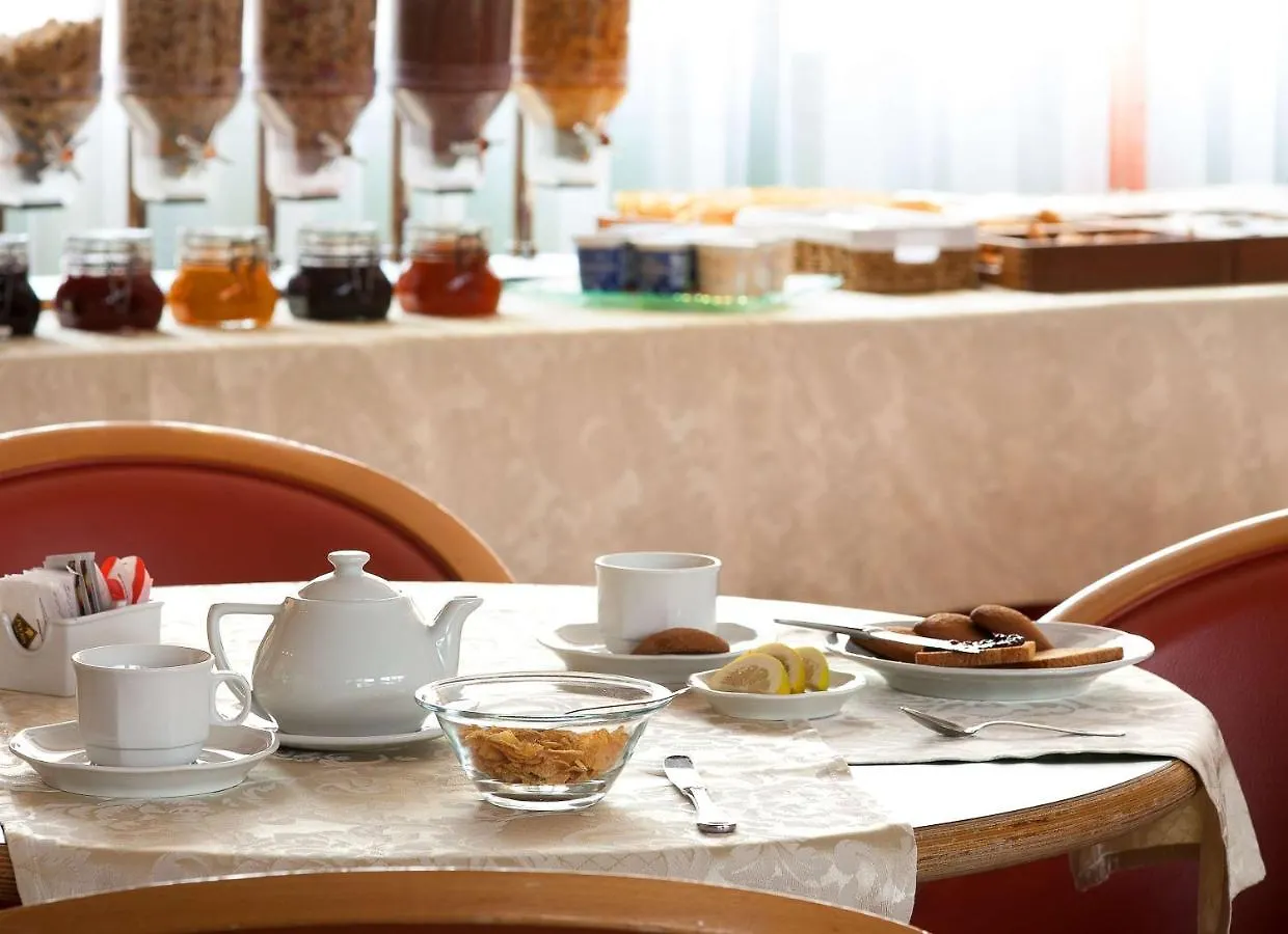 ארבה Hotel Leonardo Da Vinci