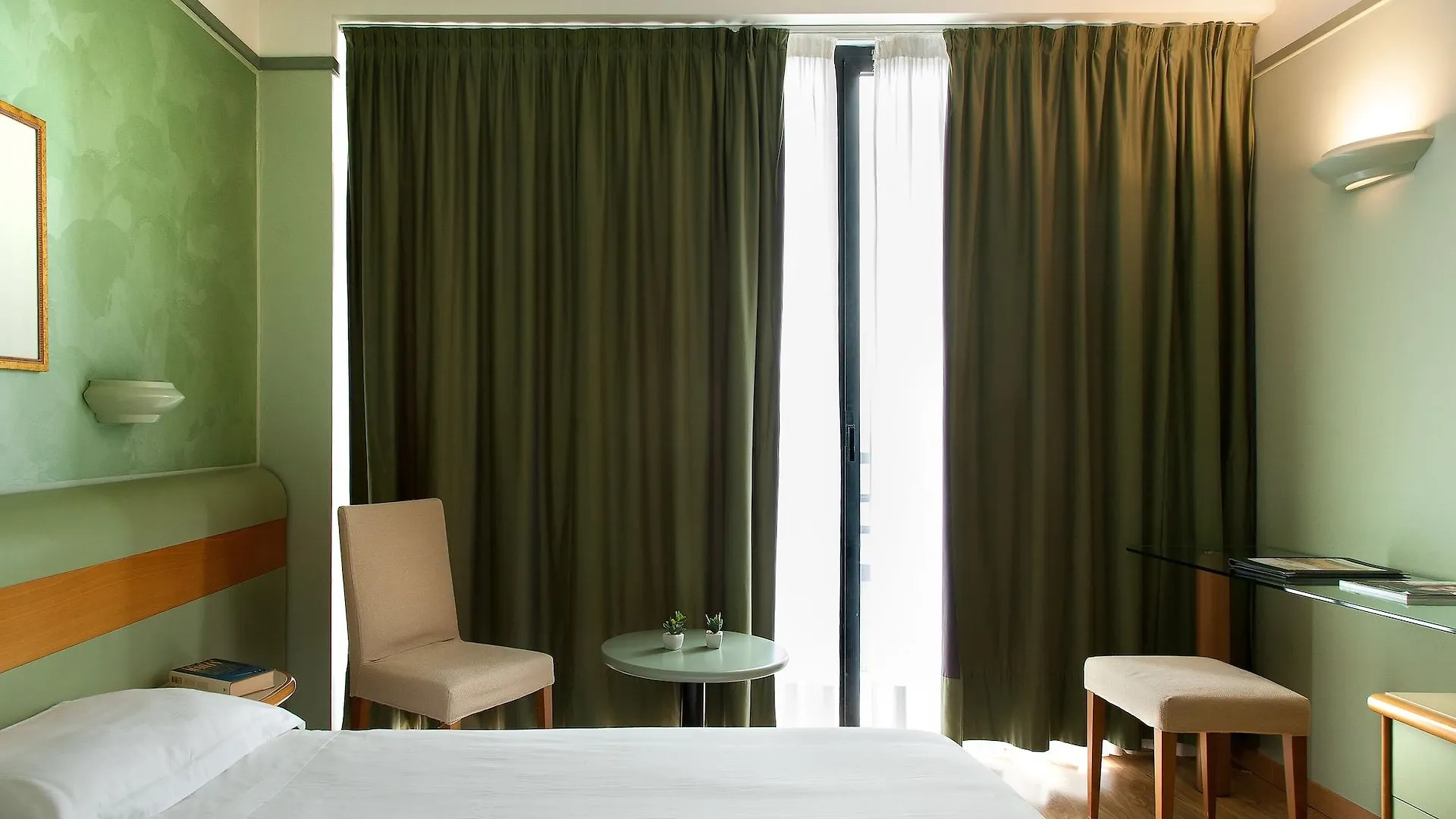 Hotel Leonardo Da Vinci Erba